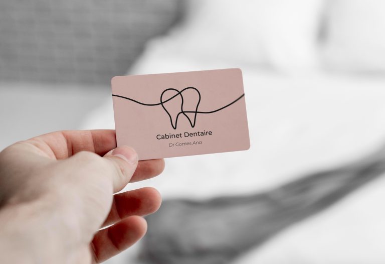 Business Card Clinica Dentária by Digion